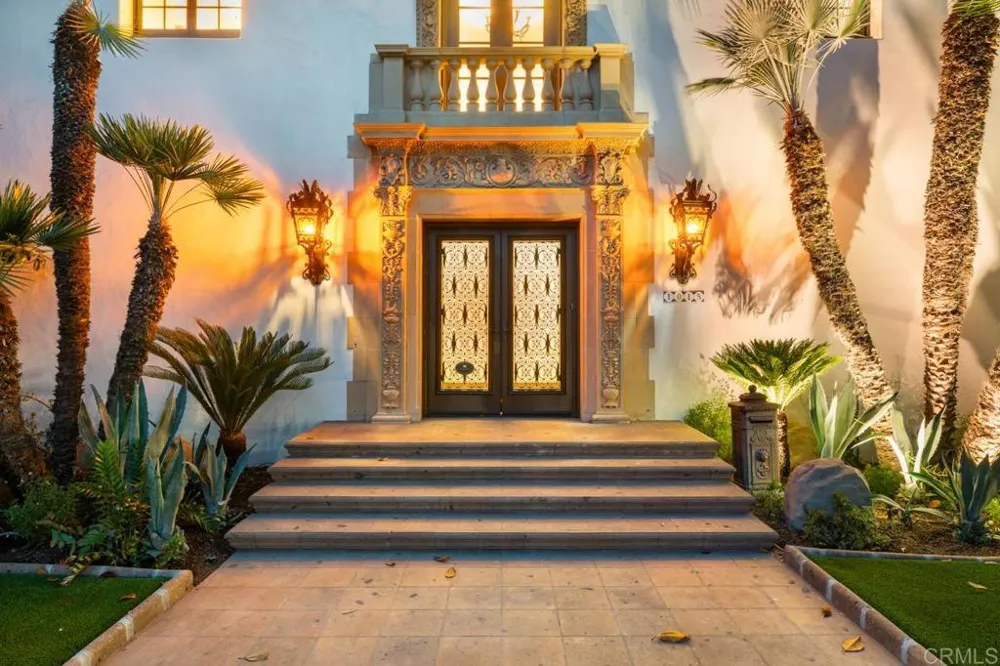 1015 Alameda Boulevard Coronado, CA 92118