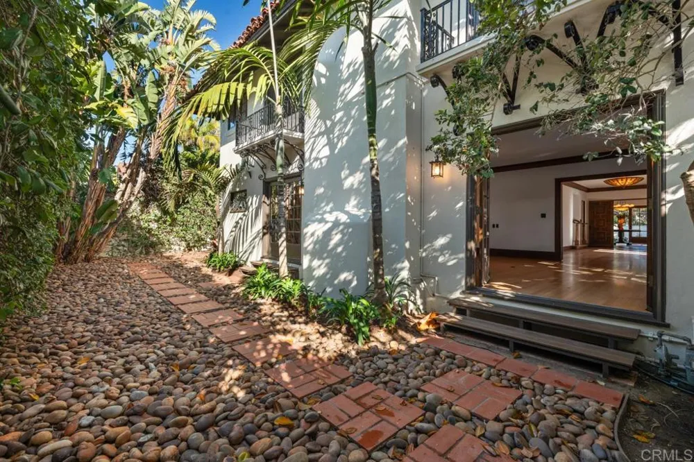 1015 Alameda Boulevard Coronado, CA 92118
