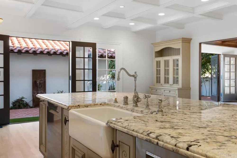 1015 Alameda Boulevard Coronado, CA 92118