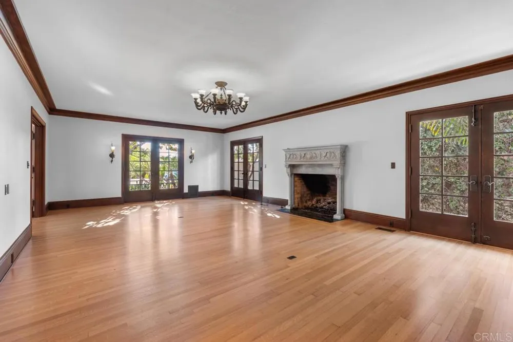 1015 Alameda Boulevard Coronado, CA 92118