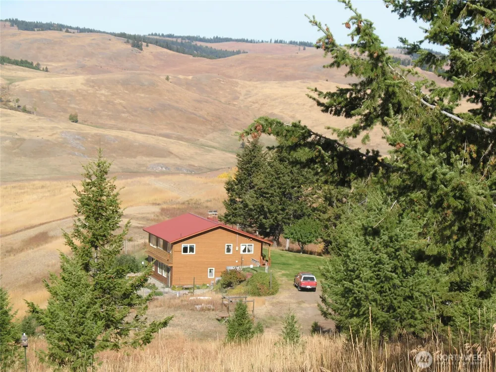 40 TURNER HOMESTEAD ROAD Oroville, WA 98844