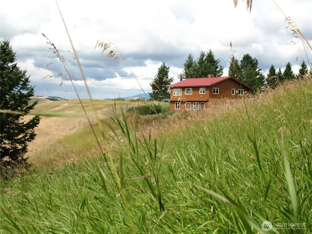 40 TURNER HOMESTEAD ROAD Oroville, WA 98844