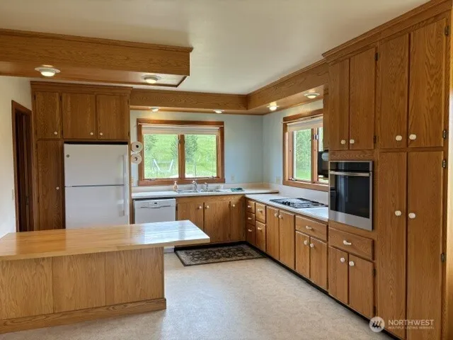 40 TURNER HOMESTEAD ROAD Oroville, WA 98844