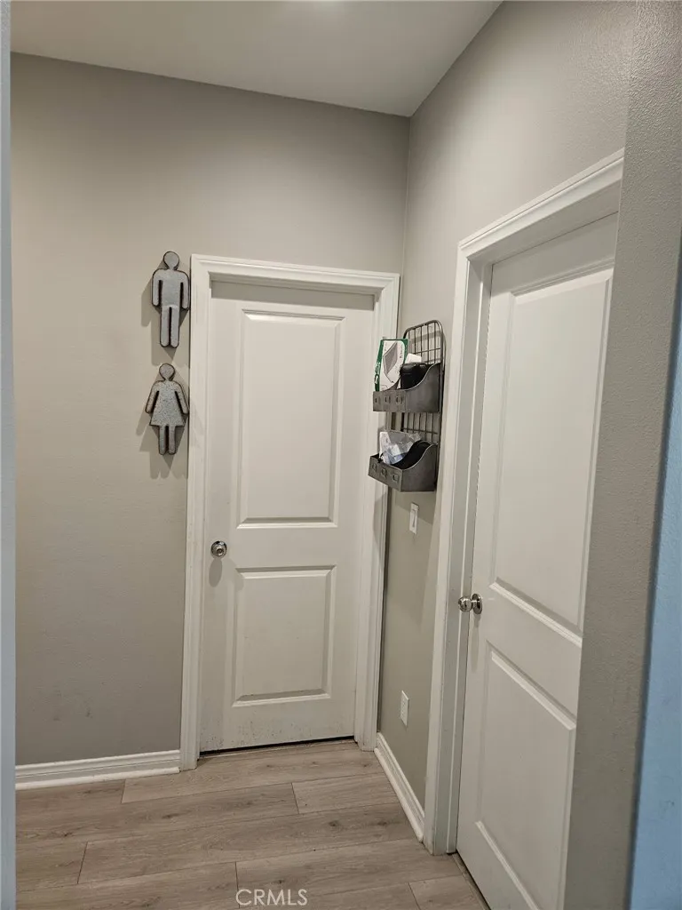 4633 Eagle Perris, CA 92571