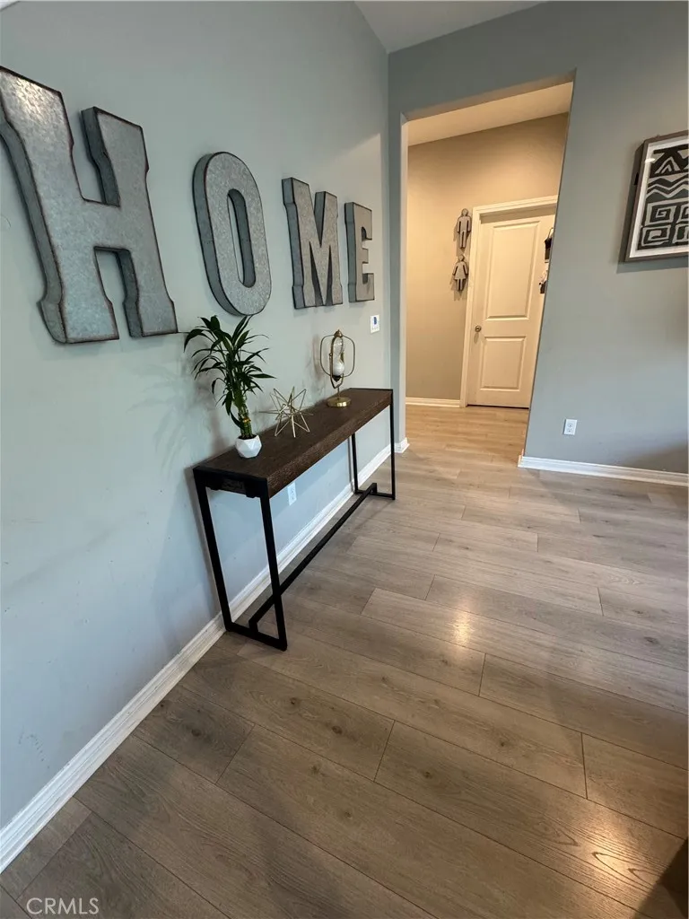 4633 Eagle Perris, CA 92571