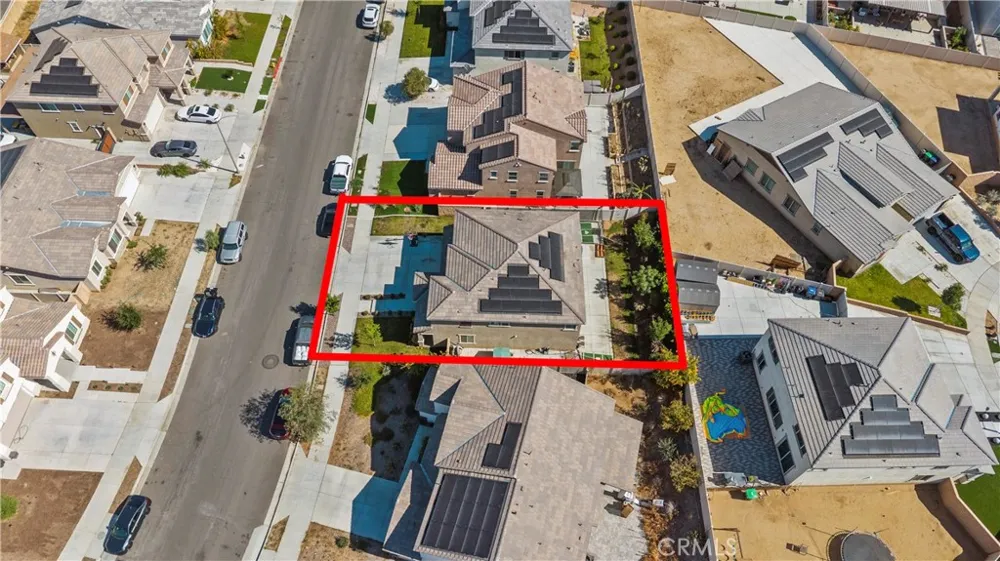 4633 Eagle Perris, CA 92571