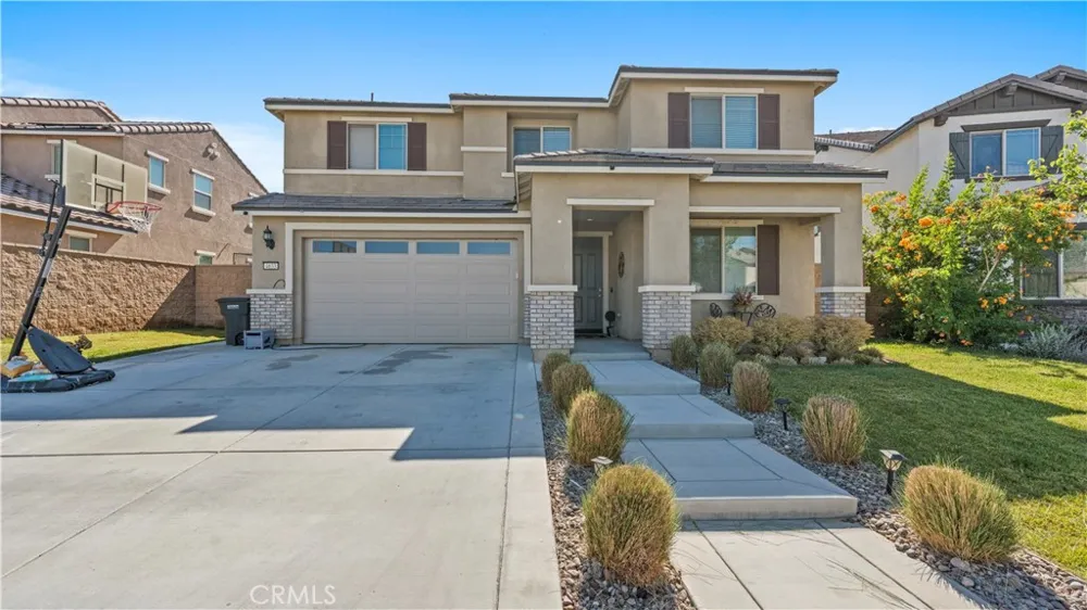 4633 Eagle Perris, CA 92571