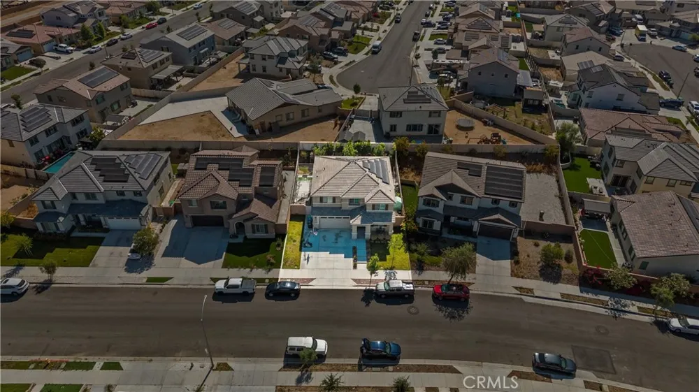 4633 Eagle Perris, CA 92571