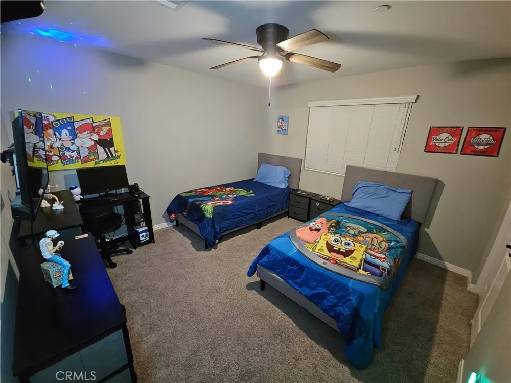 4633 Eagle Perris, CA 92571