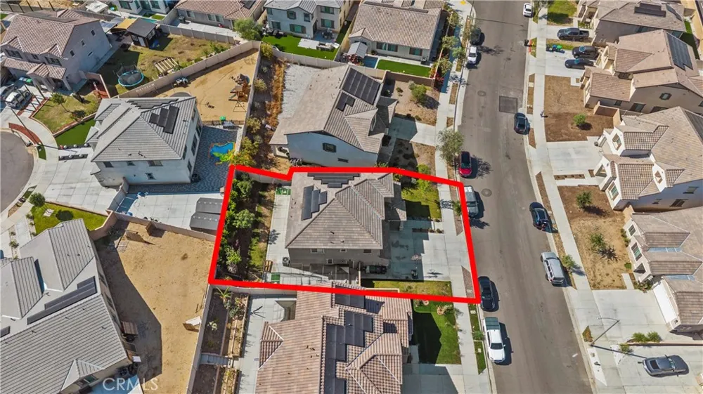 4633 Eagle Perris, CA 92571