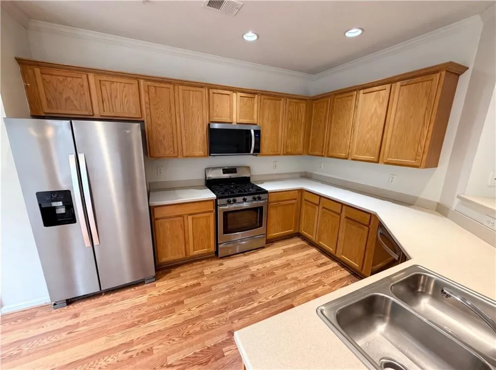 4660 Creekside Villas Way SE Smyrna, GA 30082