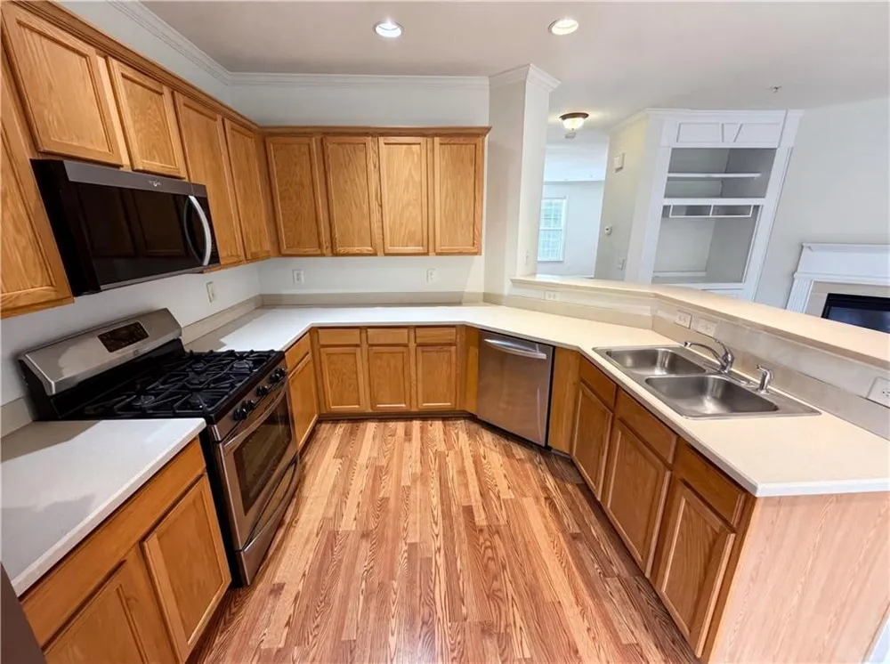 4660 Creekside Villas Way SE Smyrna, GA 30082