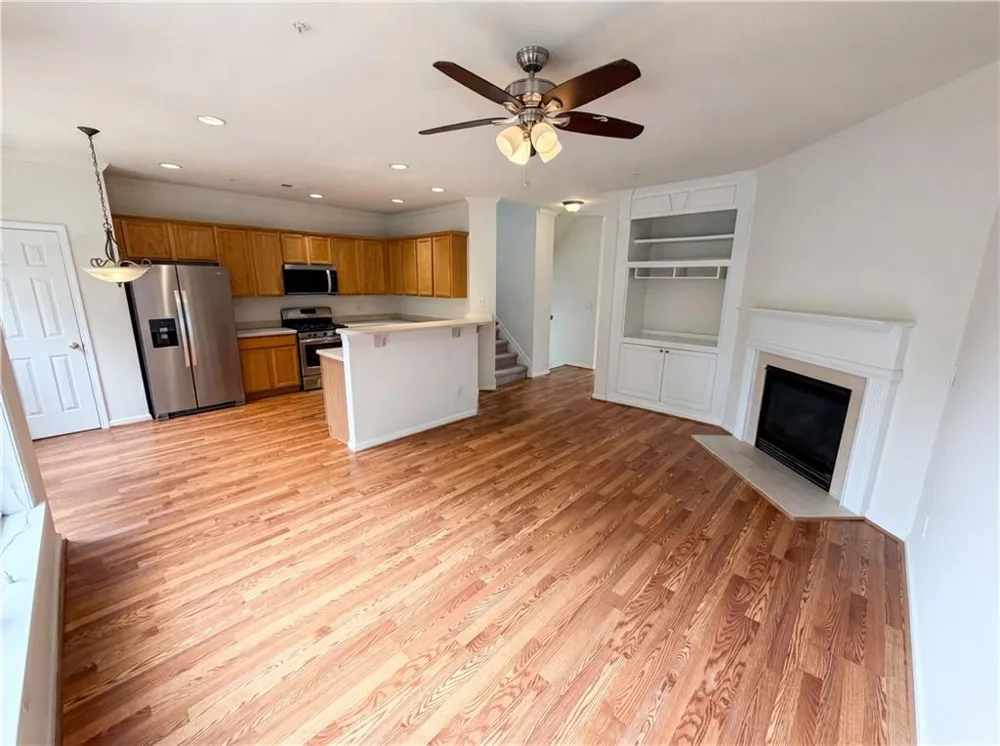 4660 Creekside Villas Way SE Smyrna, GA 30082