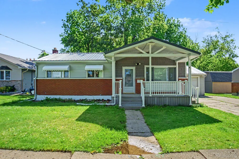 611 S Main Street Davison City, MI 48423