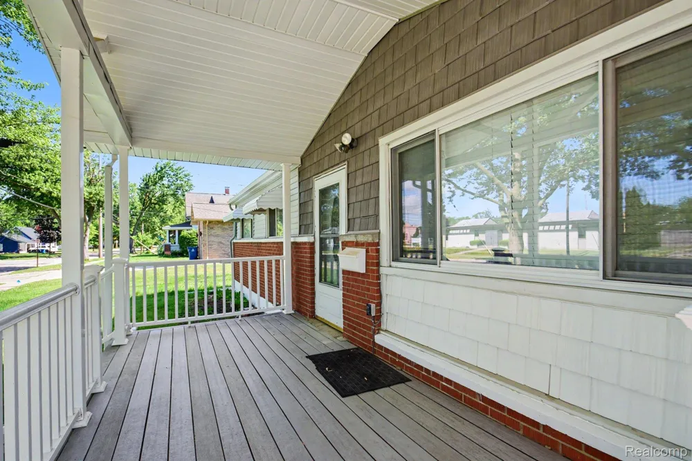 611 S Main Street Davison City, MI 48423