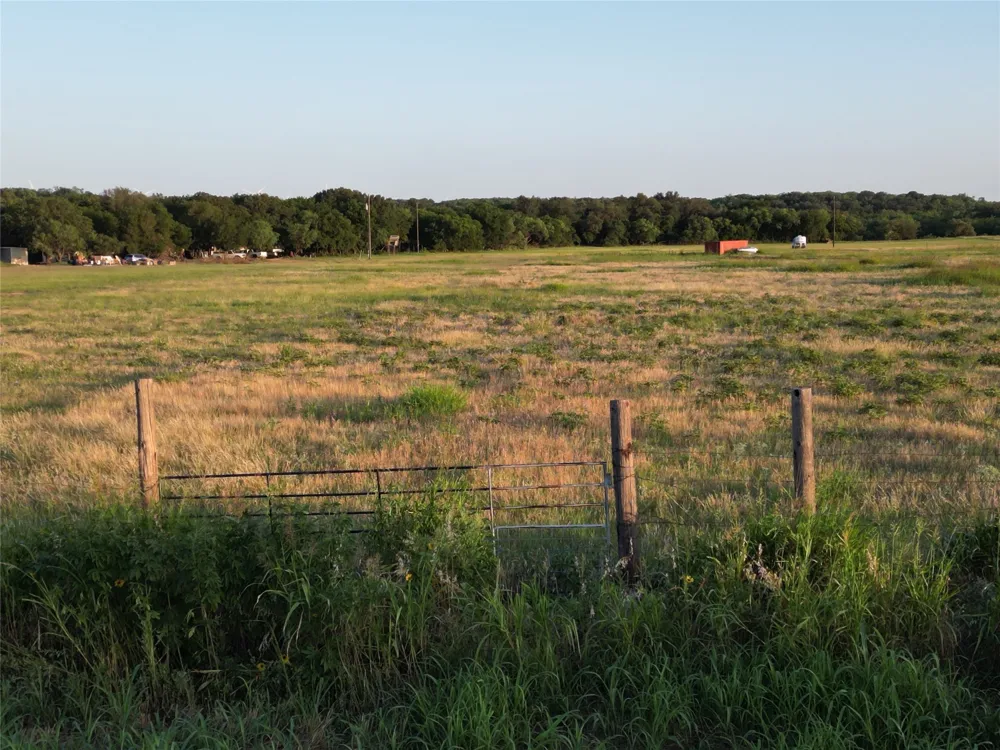 CR 320 Cisco, TX 76437