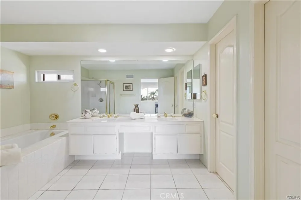 21 Colonial Rancho Mirage, CA 92270