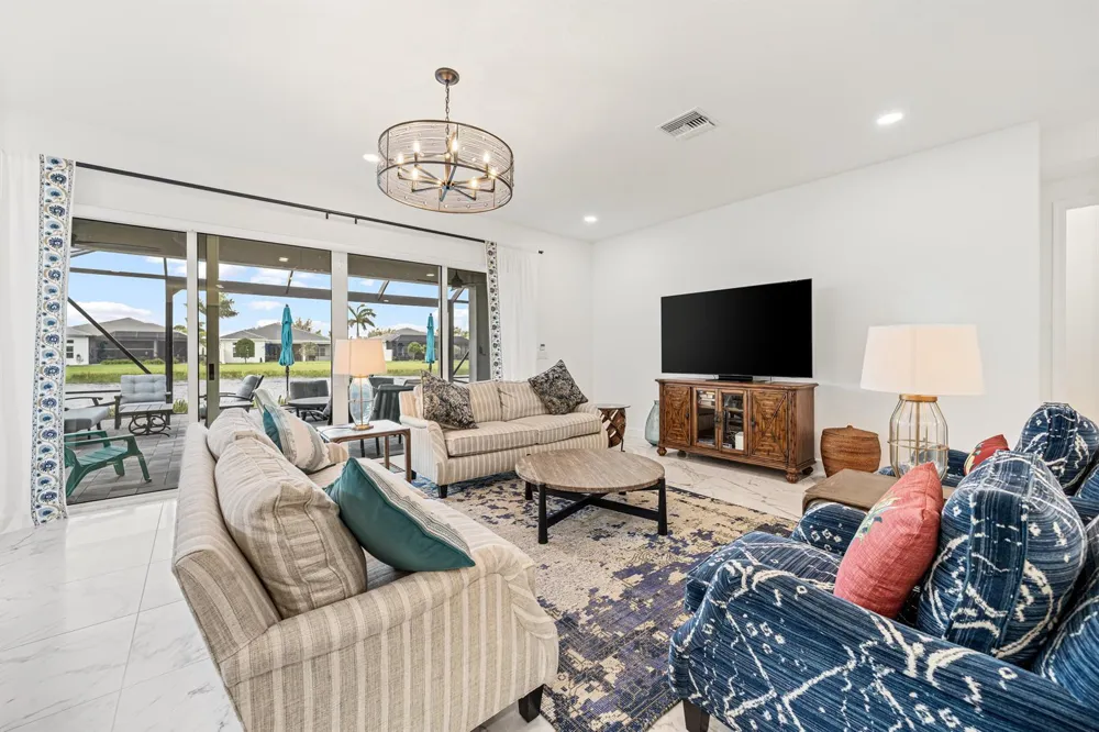 12879 Parrot Pond Road Boynton Beach, FL 33473