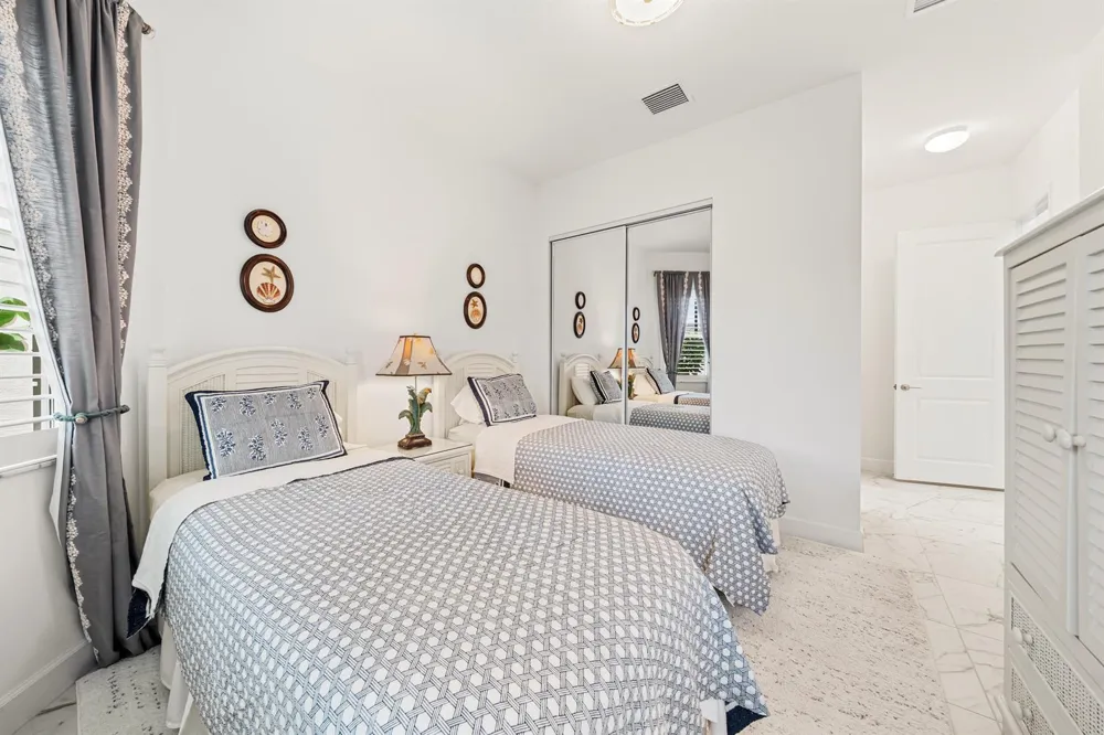 12879 Parrot Pond Road Boynton Beach, FL 33473