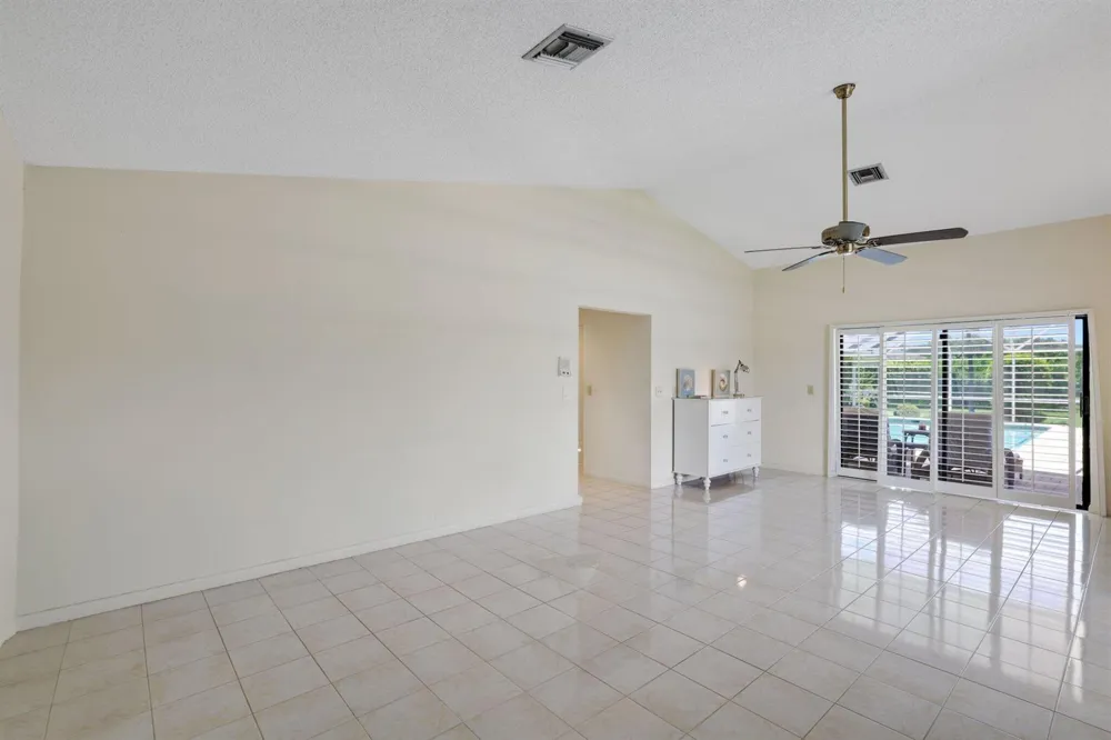 970 Orchid Lane Gulf Stream, FL 33483