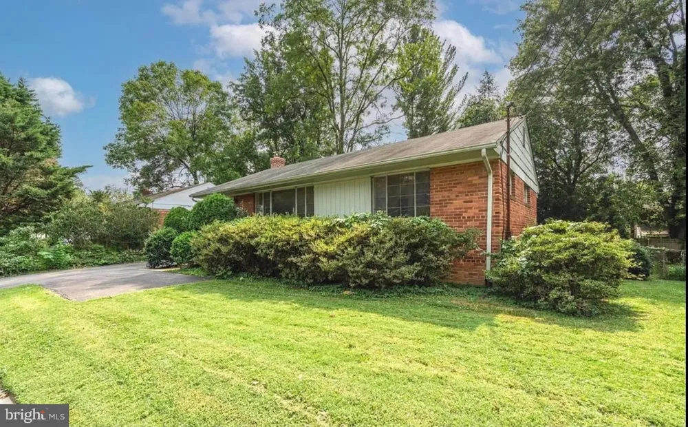 5024 RIVER ROAD Bethesda, MD 20816