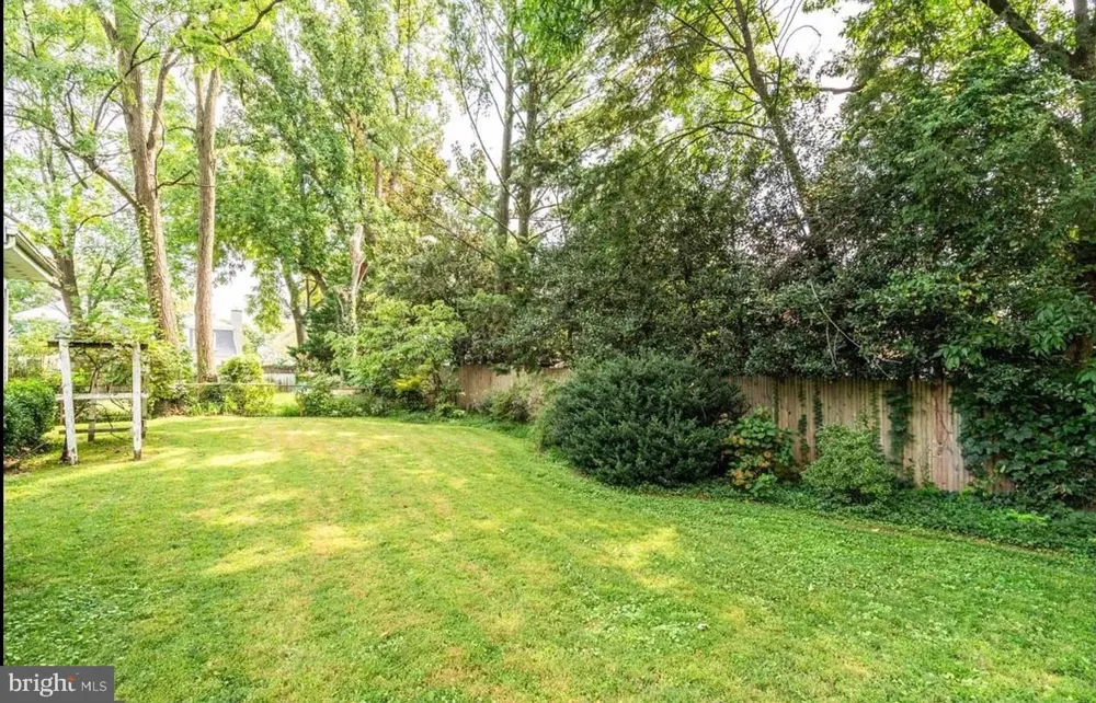 5024 RIVER ROAD Bethesda, MD 20816