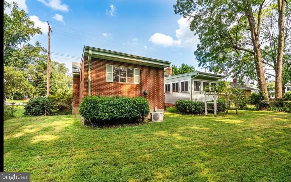 5024 RIVER ROAD Bethesda, MD 20816