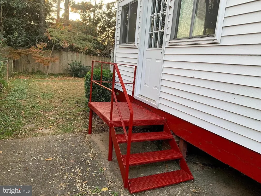 5024 RIVER ROAD Bethesda, MD 20816