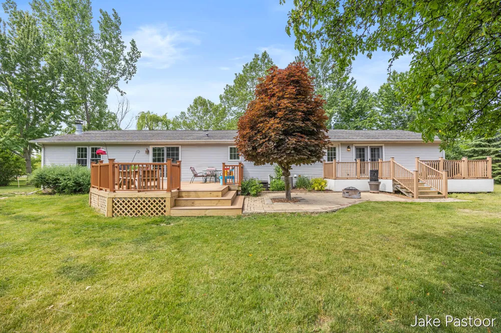9951 10 Mile Road NE Oakfield Township, MI 49341