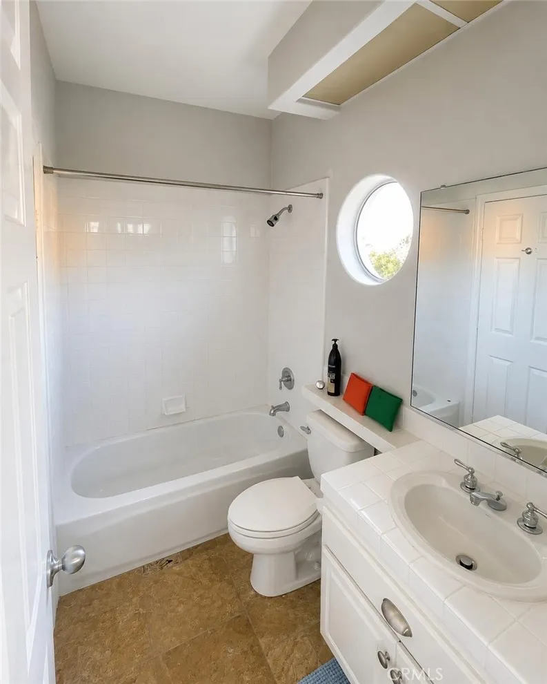 3955 Sunsetridge Road Moorpark, CA 93021