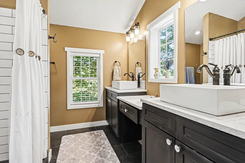 2175 E Hinchman Road Berrien Springs, MI 49103