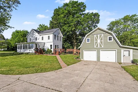 2175 E Hinchman Road
