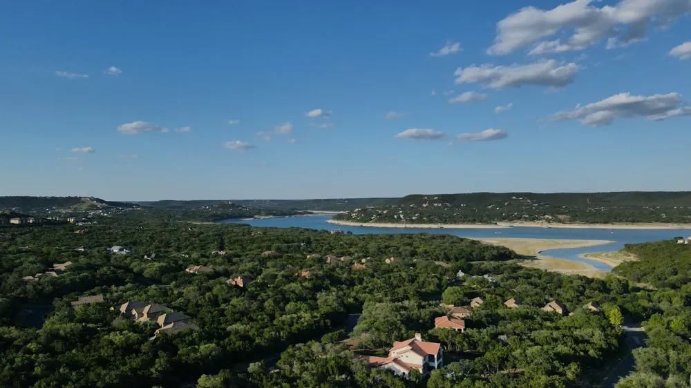 17700 Edgewood Way #202 Jonestown, TX 78645