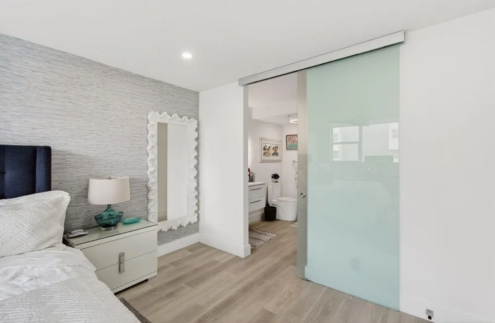 1236 Hillsboro Mile #406 Hillsboro Beach, FL 33062