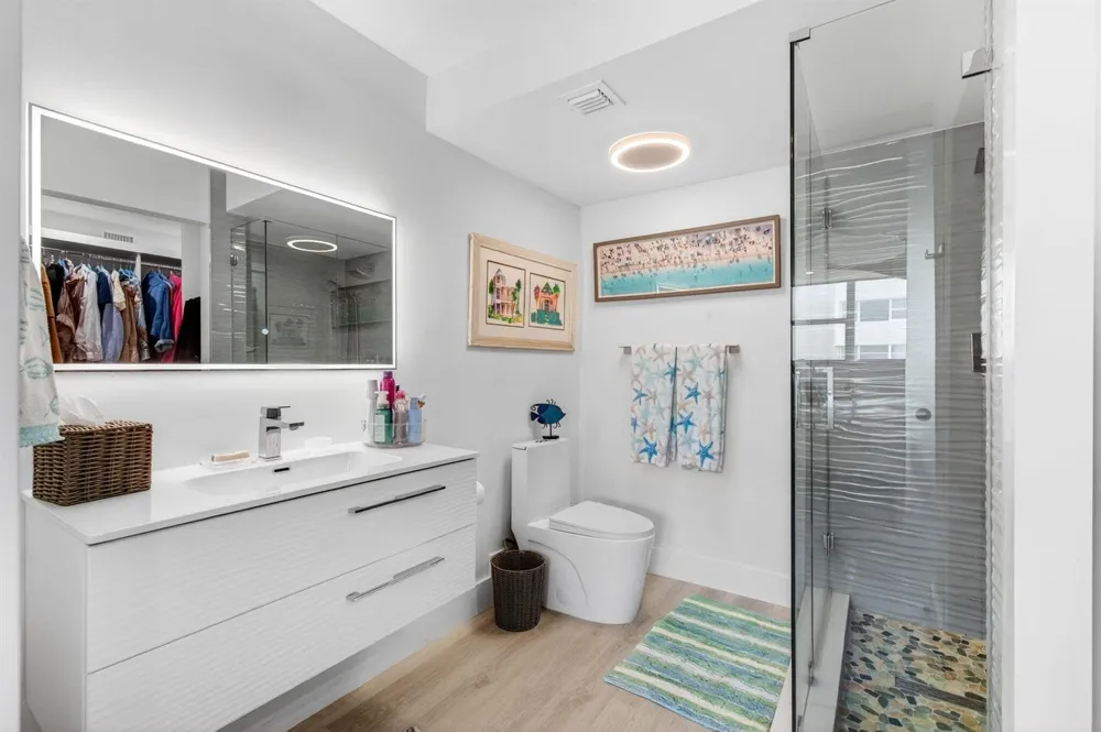 1236 Hillsboro Mile #406 Hillsboro Beach, FL 33062