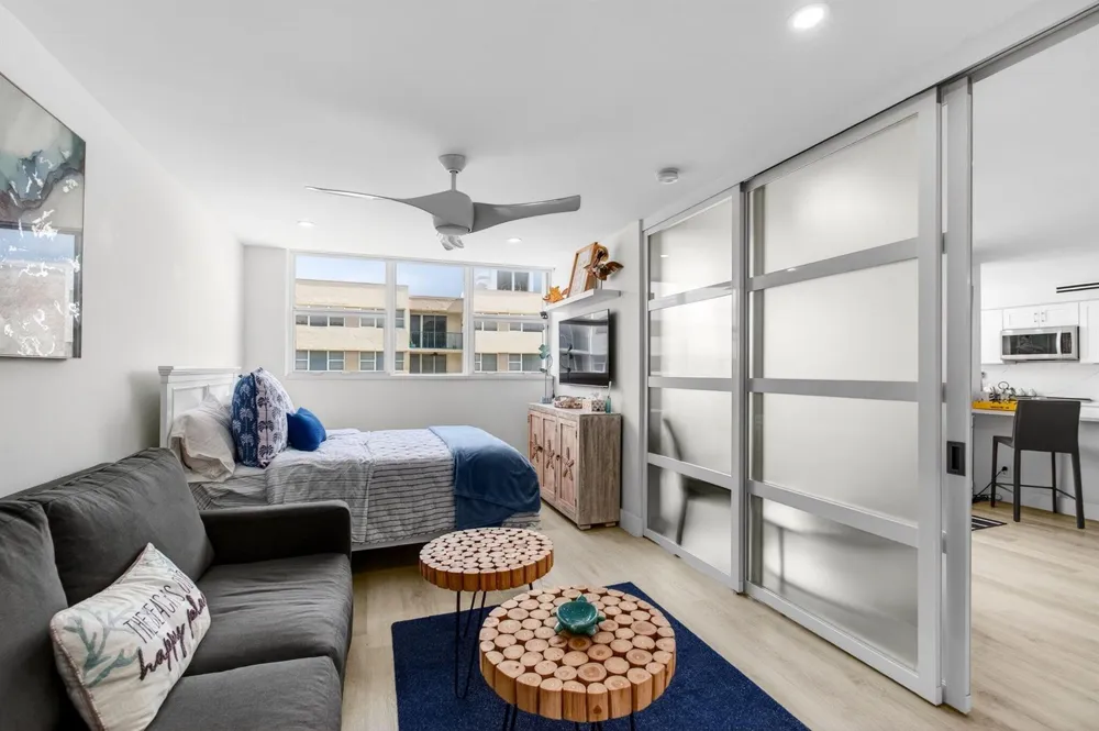 1236 Hillsboro Mile #406 Hillsboro Beach, FL 33062