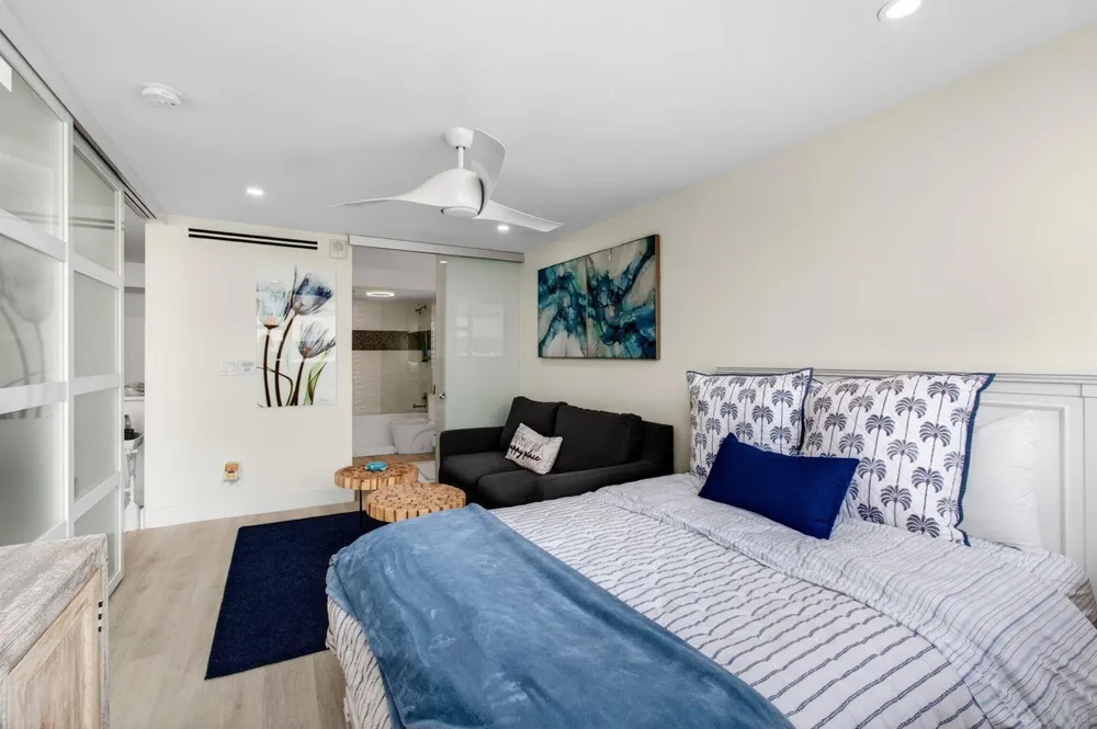 1236 Hillsboro Mile #406 Hillsboro Beach, FL 33062