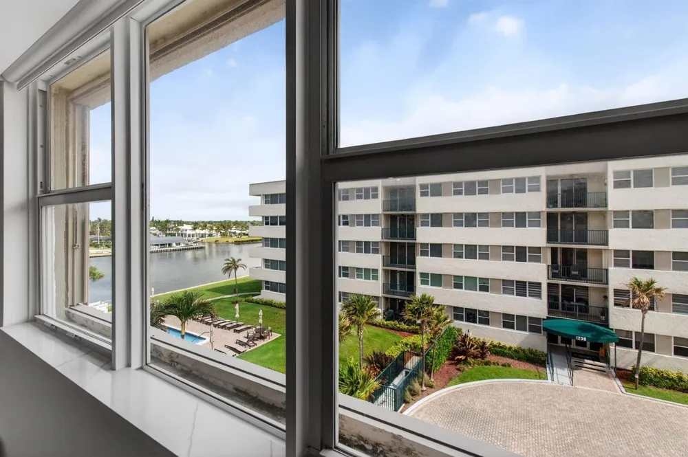 1236 Hillsboro Mile #406 Hillsboro Beach, FL 33062