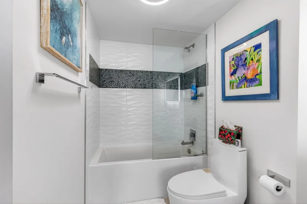 1236 Hillsboro Mile #406 Hillsboro Beach, FL 33062