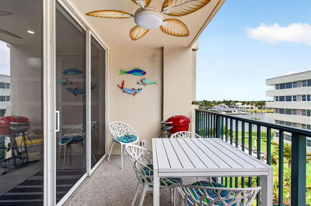 1236 Hillsboro Mile #406 Hillsboro Beach, FL 33062