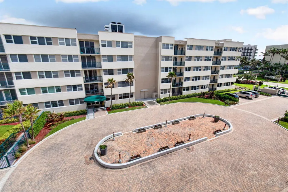 1236 Hillsboro Mile #406 Hillsboro Beach, FL 33062