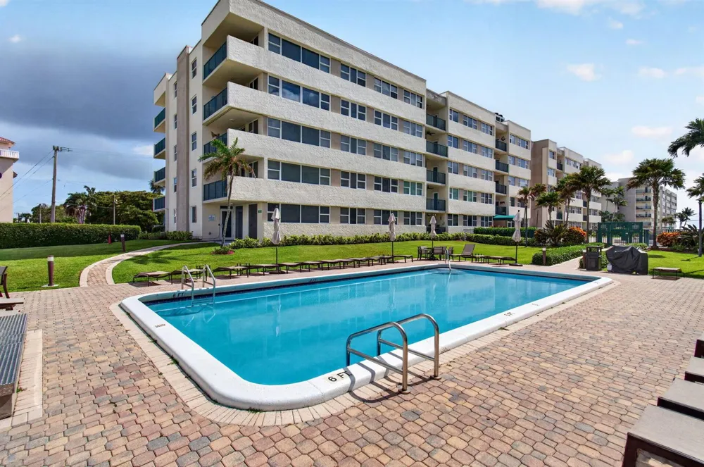 1236 Hillsboro Mile #406 Hillsboro Beach, FL 33062
