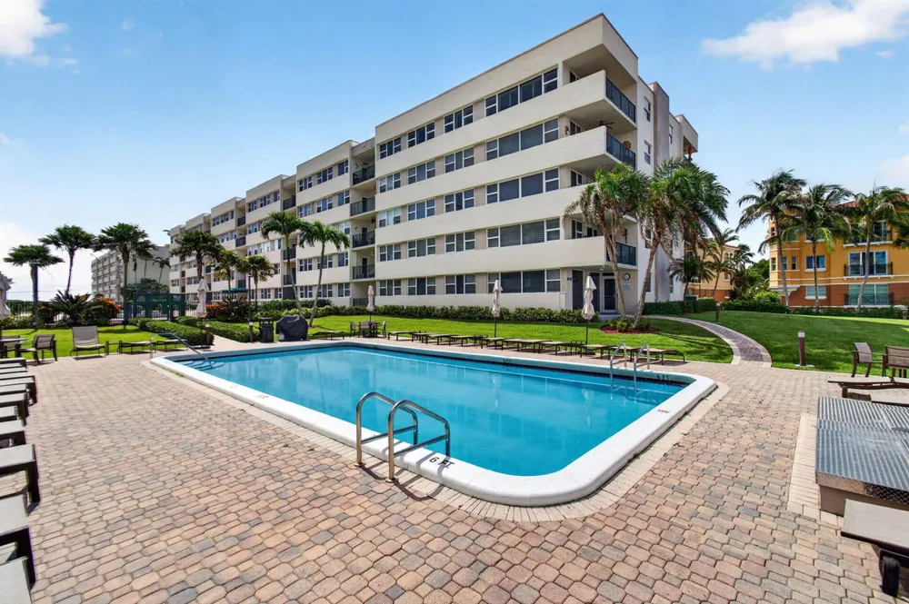 1236 Hillsboro Mile #406 Hillsboro Beach, FL 33062