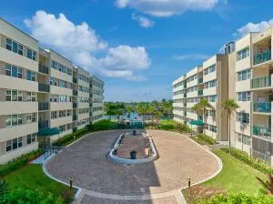 1236 Hillsboro Mile #406 Hillsboro Beach, FL 33062
