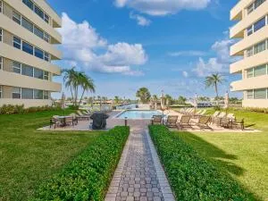 1236 Hillsboro Mile #406 Hillsboro Beach, FL 33062