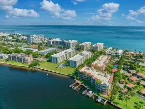 1236 Hillsboro Mile #406 Hillsboro Beach, FL 33062