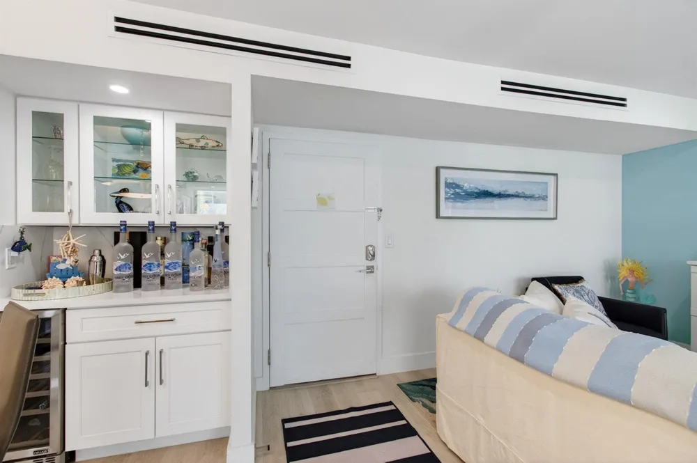 1236 Hillsboro Mile #406 Hillsboro Beach, FL 33062