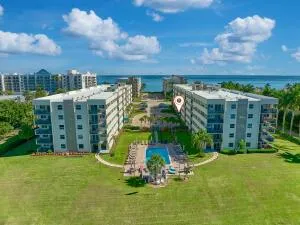 1236 Hillsboro Mile #406 Hillsboro Beach, FL 33062