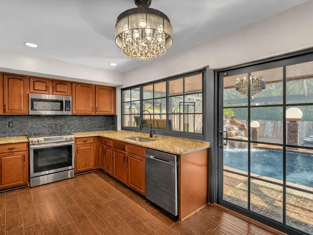 2116 NE 62nd Street Fort Lauderdale, FL 33308