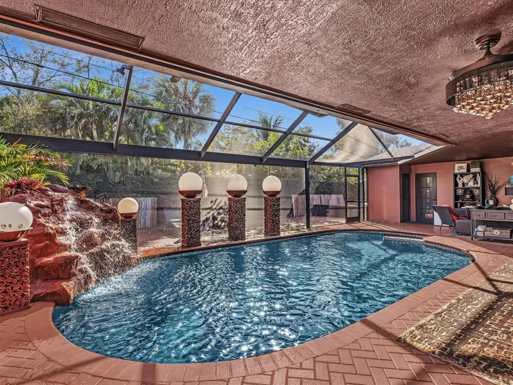 2116 NE 62nd Street Fort Lauderdale, FL 33308